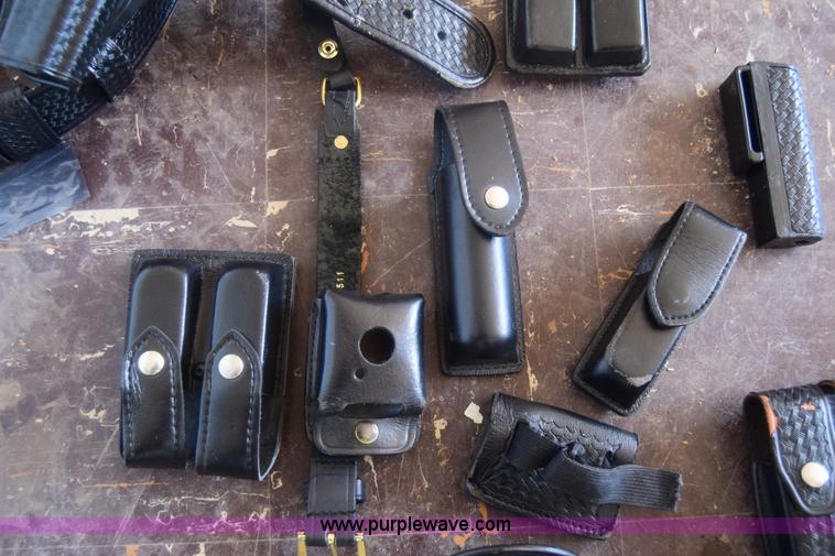 image for item BM9879 Gun belt