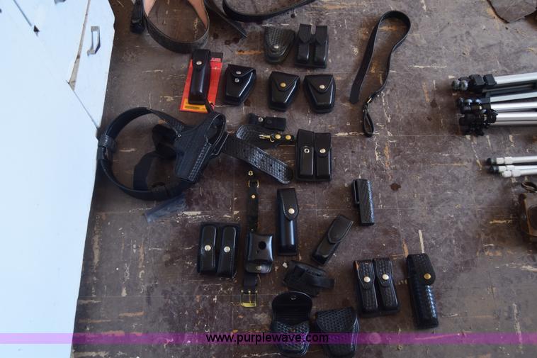 image for item BM9879 Gun belt