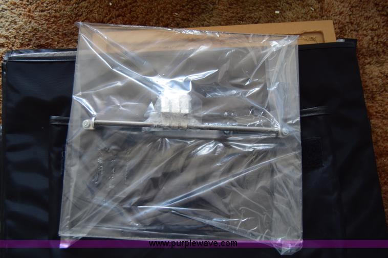 image for item BM9884 Assorted items