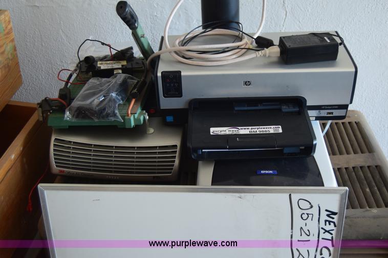 image for item BM9885 Assorted office supplies