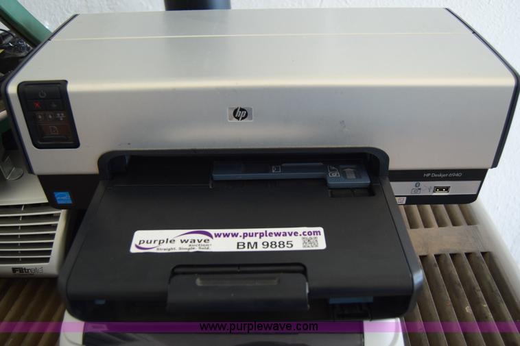 image for item BM9885 Assorted office supplies