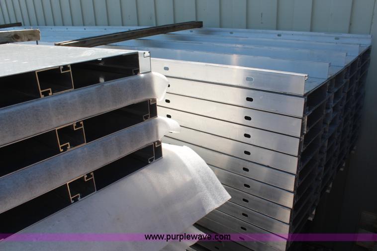 image for item BO9311 Highway signage aluminum structural panels