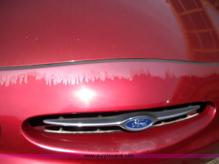 image for item D1519 1999 Ford Taurus SE