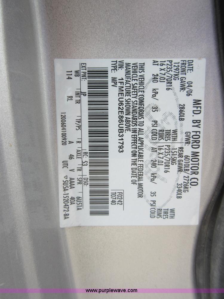 image for item D2468 2006 Ford Explorer XLS SUV