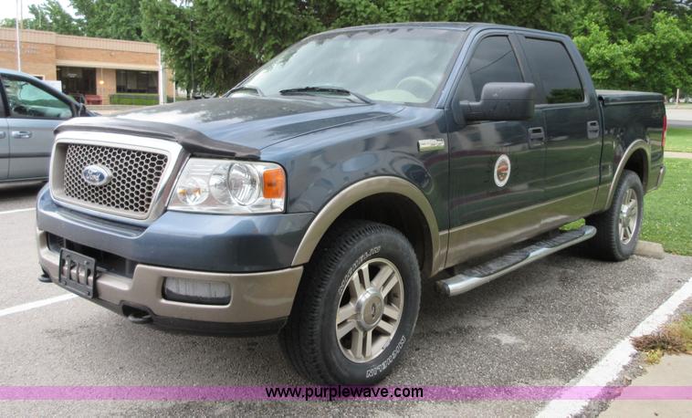 image for item D2487 2005 Ford F150 SuperCrew pickup truck