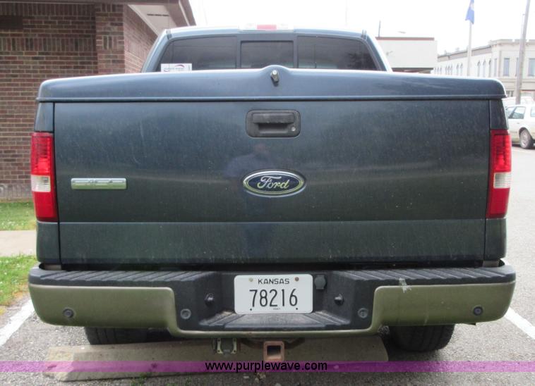 image for item D2487 2005 Ford F150 SuperCrew pickup truck