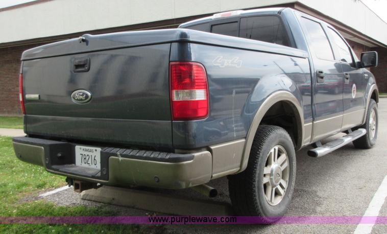 image for item D2487 2005 Ford F150 SuperCrew pickup truck