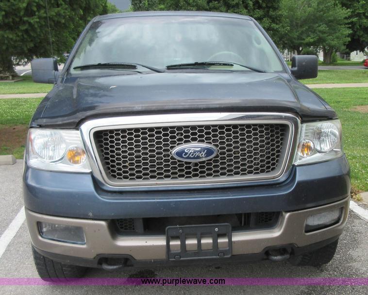 image for item D2487 2005 Ford F150 SuperCrew pickup truck