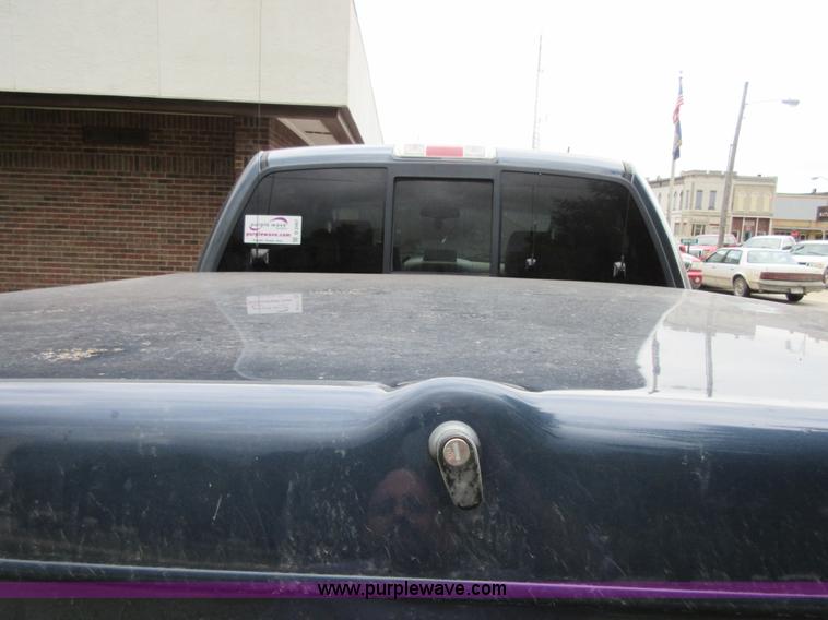 image for item D2487 2005 Ford F150 SuperCrew pickup truck