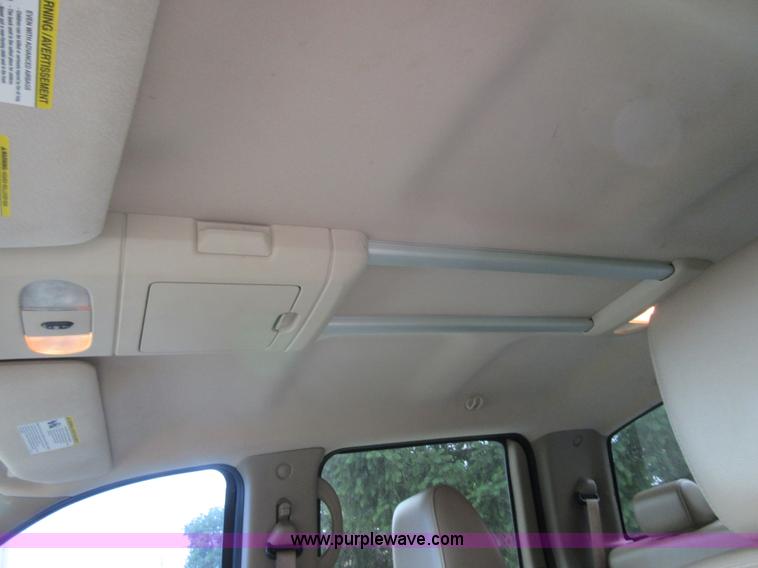 image for item D2487 2005 Ford F150 SuperCrew pickup truck