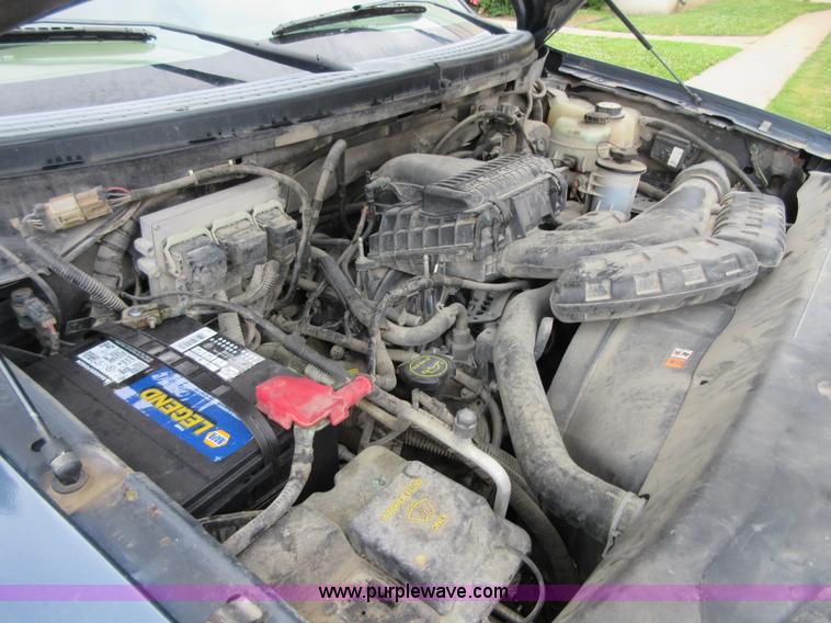 image for item D2487 2005 Ford F150 SuperCrew pickup truck