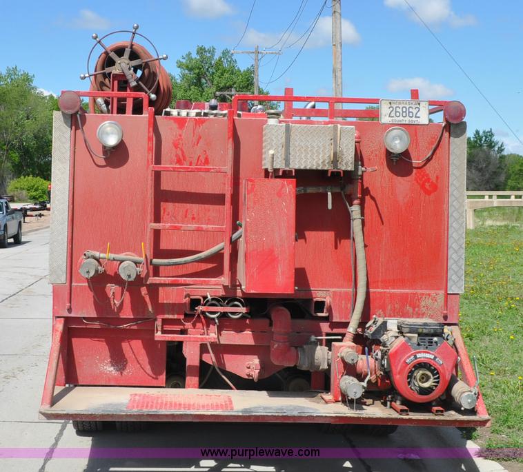 image for item F2466 1984 Freightliner FLC fire truck