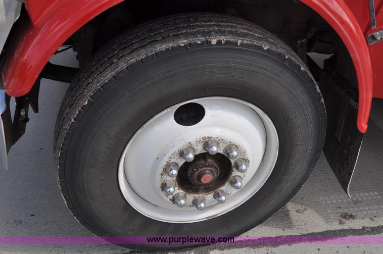 image for item F2466 1984 Freightliner FLC fire truck