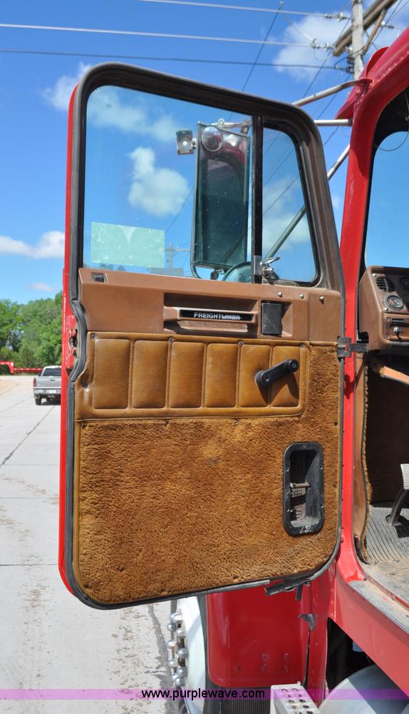 image for item F2466 1984 Freightliner FLC fire truck