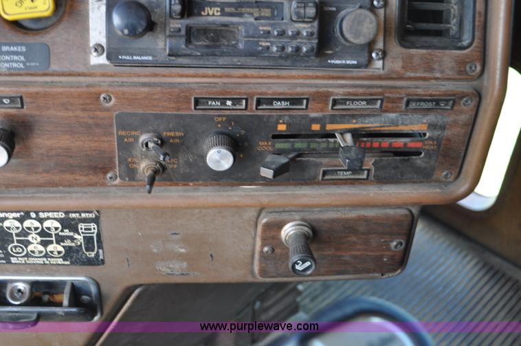 image for item F2466 1984 Freightliner FLC fire truck