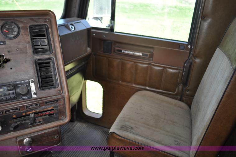 image for item F2466 1984 Freightliner FLC fire truck