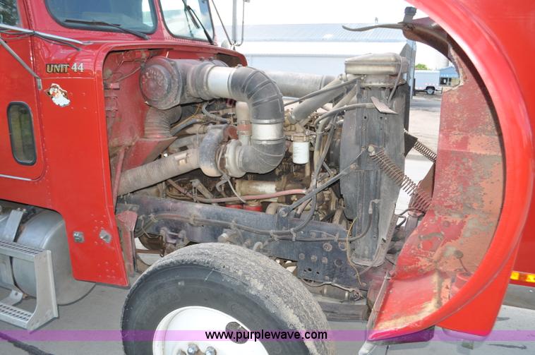 image for item F2466 1984 Freightliner FLC fire truck