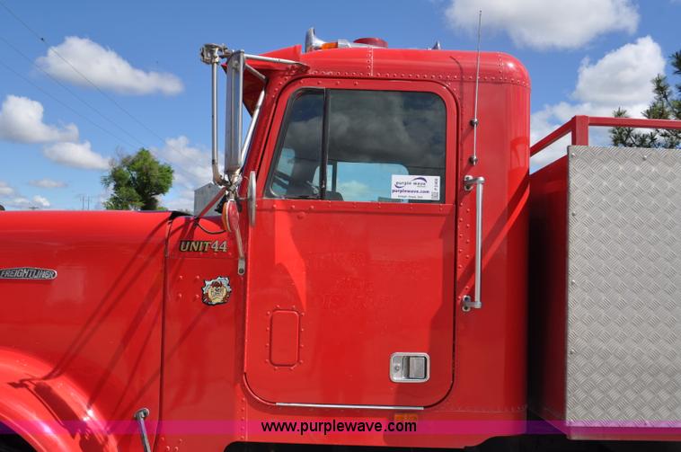 image for item F2466 1984 Freightliner FLC fire truck