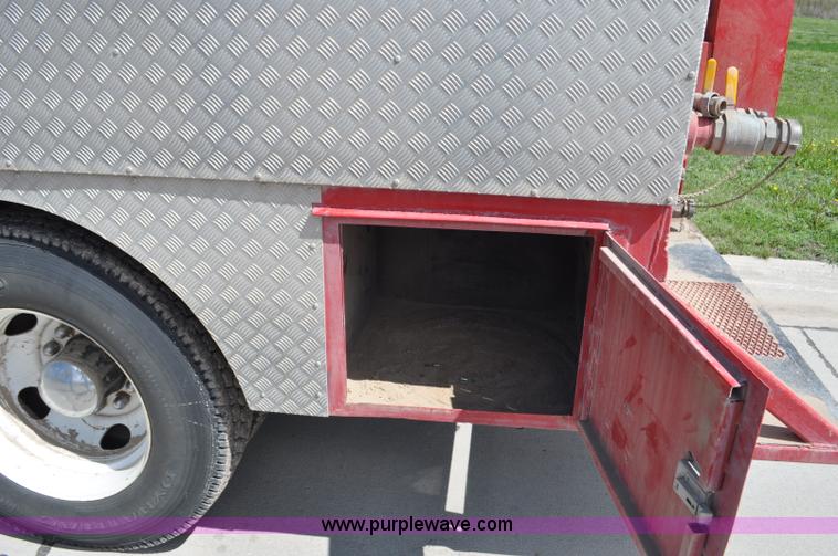 image for item F2466 1984 Freightliner FLC fire truck