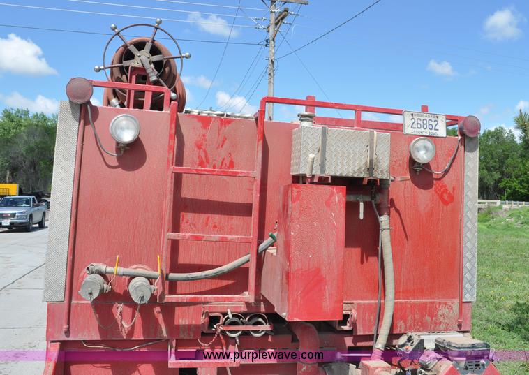 image for item F2466 1984 Freightliner FLC fire truck