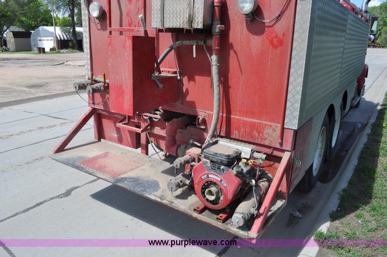 image for item F2466 1984 Freightliner FLC fire truck