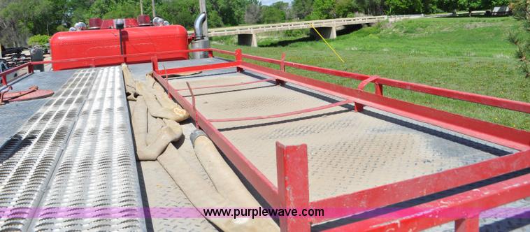 image for item F2466 1984 Freightliner FLC fire truck