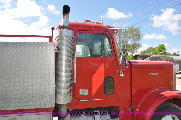 image for item F2466 1984 Freightliner FLC fire truck