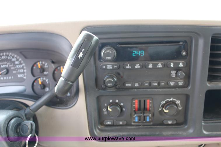 image for item F7688 2006 Chevrolet Silverado 1500 Ext. Cab pickup truck