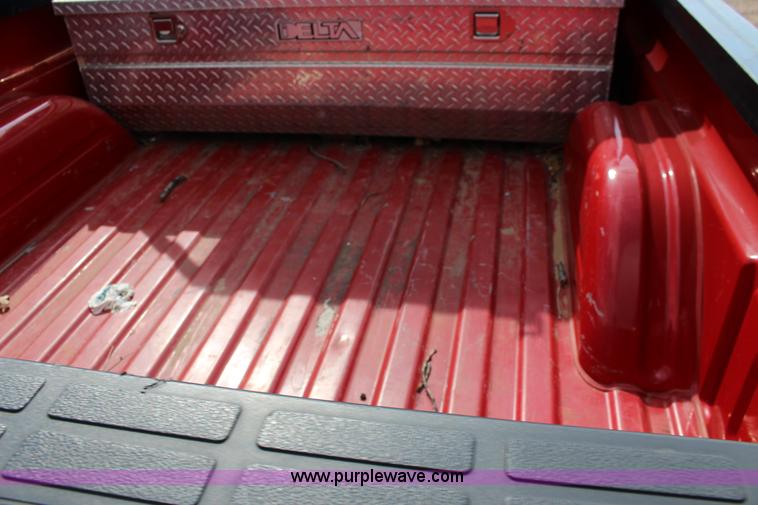 image for item F7688 2006 Chevrolet Silverado 1500 Ext. Cab pickup truck