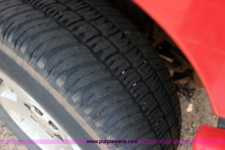 image for item F7688 2006 Chevrolet Silverado 1500 Ext. Cab pickup truck