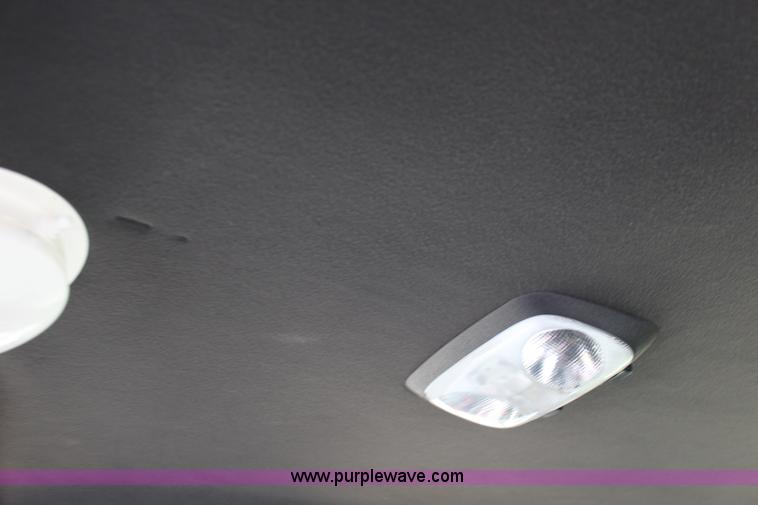 image for item F7689 2009 Ford Crown Victoria Police Interceptor