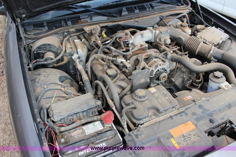 image for item F7689 2009 Ford Crown Victoria Police Interceptor