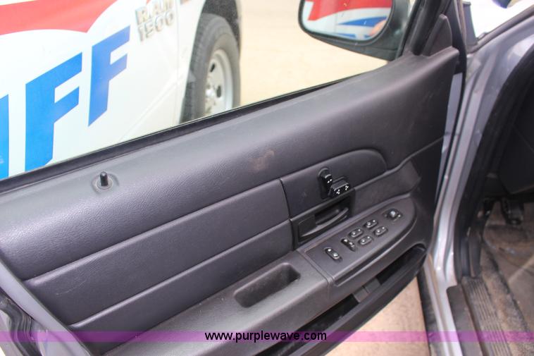 image for item F7844 2006 Ford Crown Victoria Police Interceptor