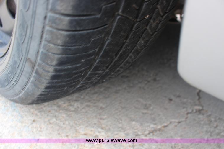 image for item F7844 2006 Ford Crown Victoria Police Interceptor