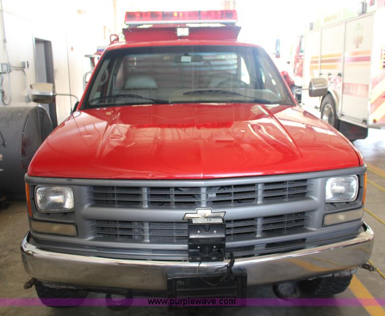 image for item F7879 1995 Chevrolet Cheyenne 3500 brush fire truck
