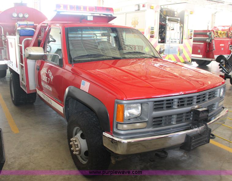 image for item F7879 1995 Chevrolet Cheyenne 3500 brush fire truck