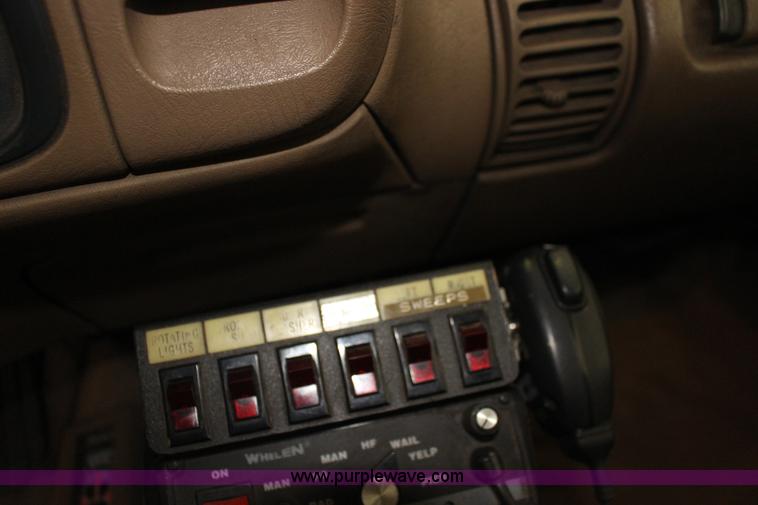 image for item F7879 1995 Chevrolet Cheyenne 3500 brush fire truck