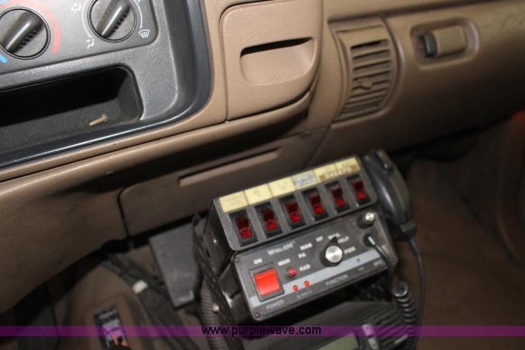 image for item F7879 1995 Chevrolet Cheyenne 3500 brush fire truck