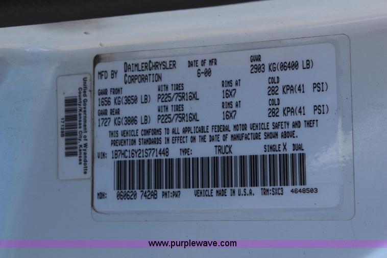 image for item H5008 2001 Dodge Ram 1500 pickup truck