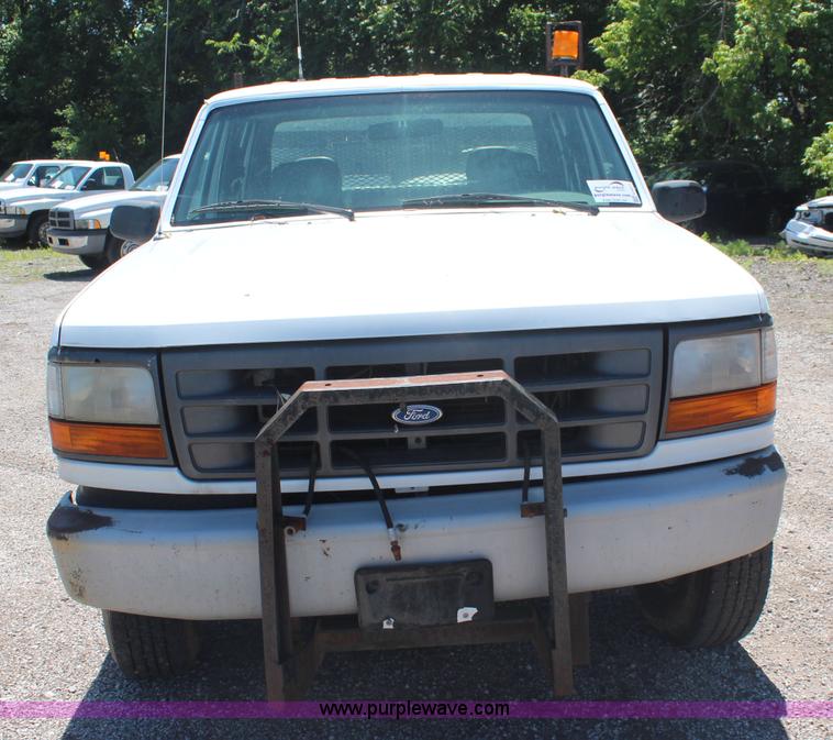 image for item H5011 1994 Ford F350 Crew Cab pickup truck