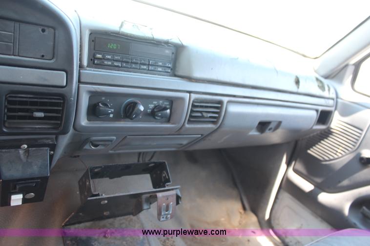 image for item H5011 1994 Ford F350 Crew Cab pickup truck