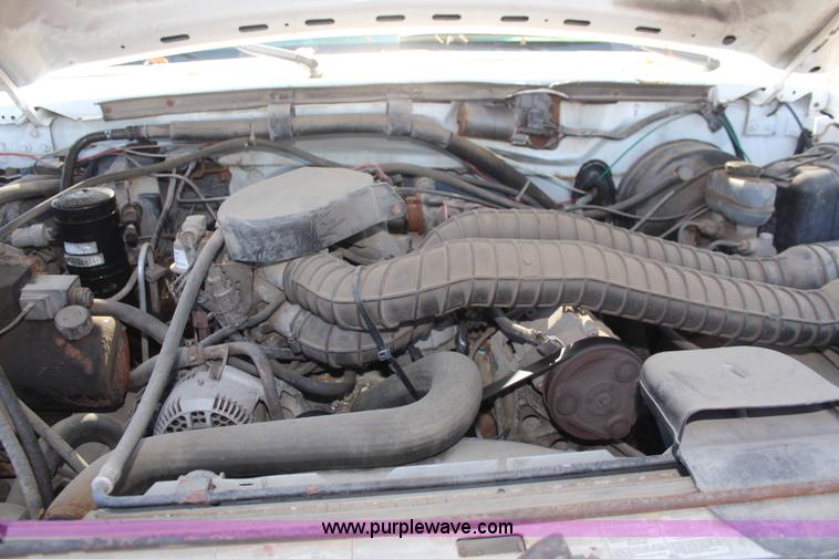 image for item H5011 1994 Ford F350 Crew Cab pickup truck