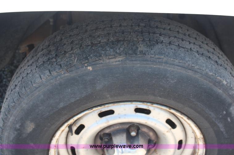 image for item H5012 2001 Dodge Ram 1500 pickup truck