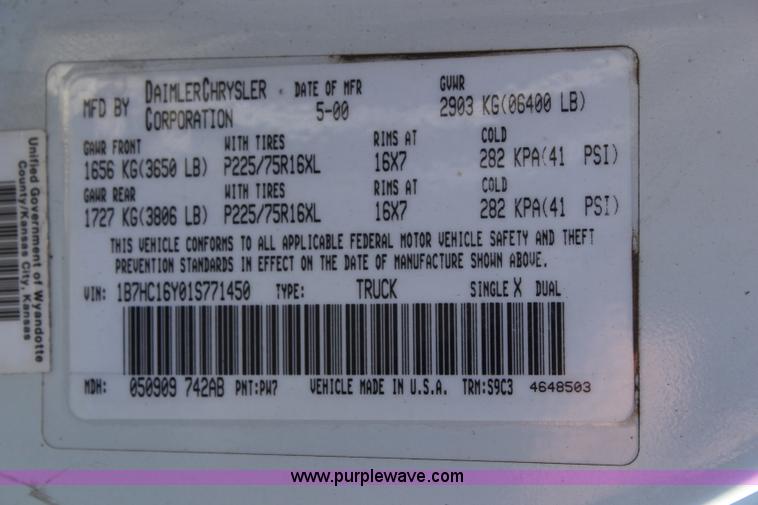 image for item H5012 2001 Dodge Ram 1500 pickup truck