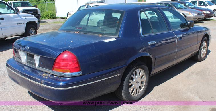 image for item H5014 2003 Ford Crown Victoria Police Interceptor