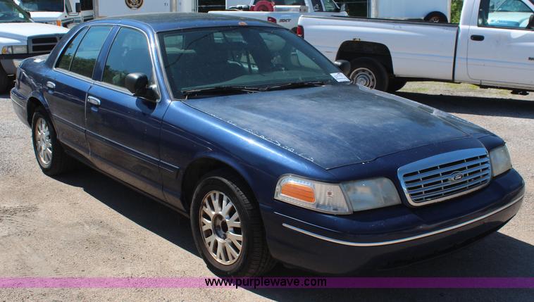 image for item H5014 2003 Ford Crown Victoria Police Interceptor