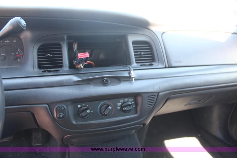 image for item H5014 2003 Ford Crown Victoria Police Interceptor