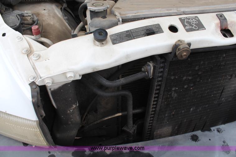 image for item H5018 2001 Dodge Ram 1500 pickup truck