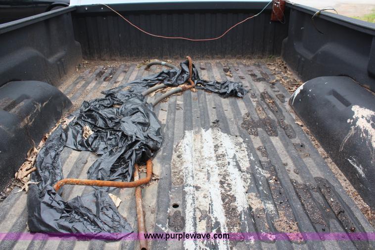 image for item H5018 2001 Dodge Ram 1500 pickup truck