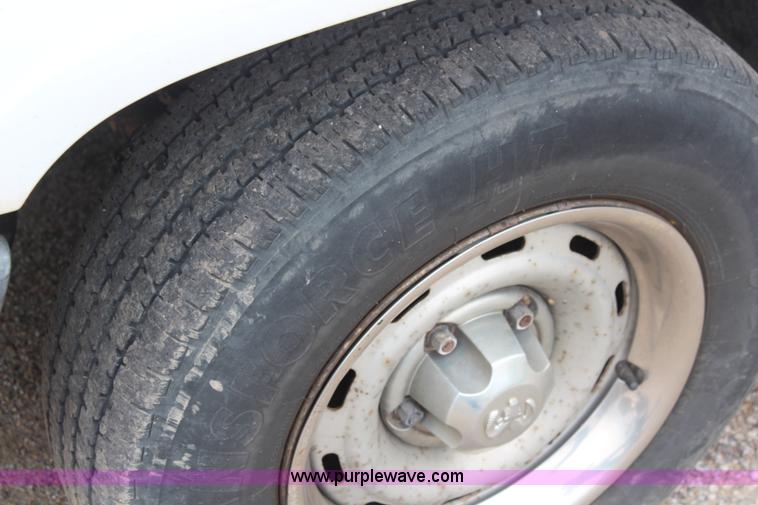 image for item H5018 2001 Dodge Ram 1500 pickup truck